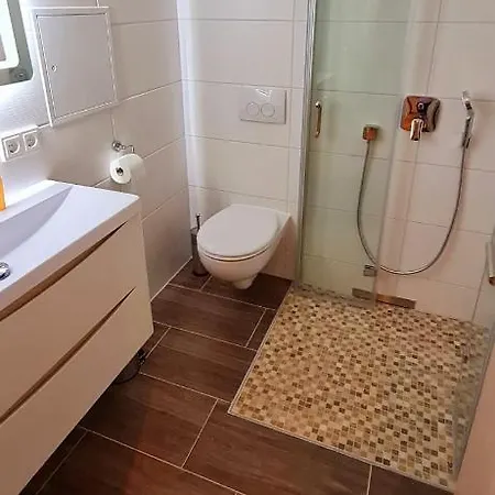 Moderne Wohlfuehlferienwohnung In Appartement Hildburghausen