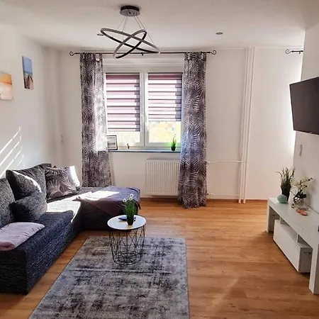 Appartement Moderne Wohlfuehlferienwohnung In Hildburghausen