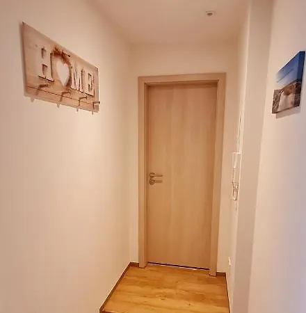 Moderne Wohlfuehlferienwohnung In Appartement