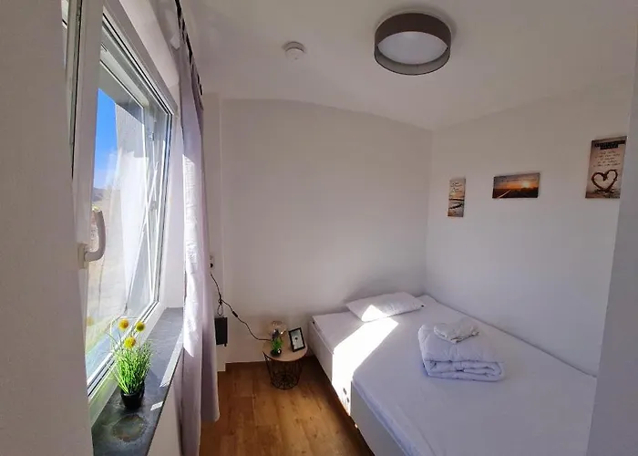 Appartement Moderne Wohlfuehlferienwohnung In *