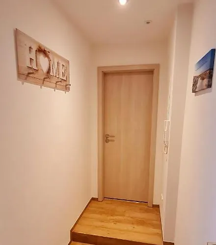 Moderne Wohlfuehlferienwohnung In Appartement